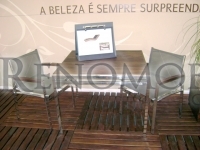 Cadeira Arte Estrela com Braço em Madeira e Mesa 